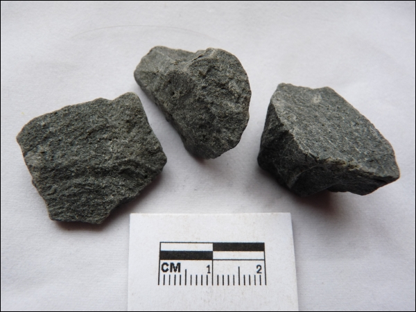 Igneous rock: Basalt middle